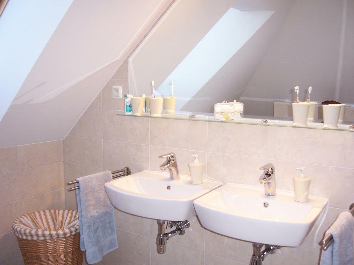 Domwigierski Pl -Jeziorki -Gr- Comfort-Ferienhaus-Polen - Wlasna Linia Brzegowa I Sauna Wysoki Most  Εξωτερικό φωτογραφία